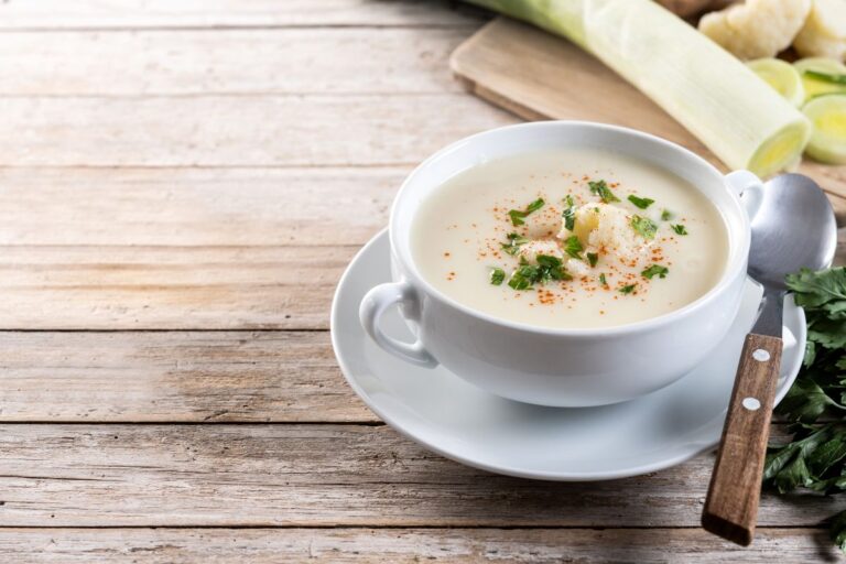 Easy Leek and Potato Soup