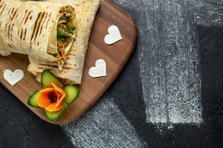 Cheesy Garlic Chicken Wraps